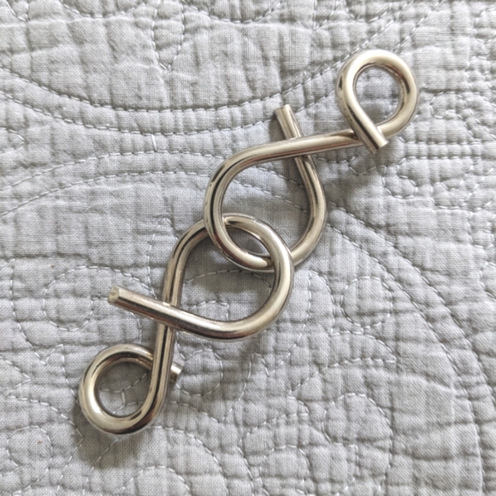 Links Brainteaser Puzzle Game